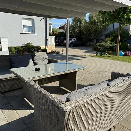 Puntamika Apartamento Zadar