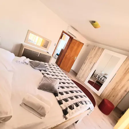 公寓 浦恩塔米卡公寓酒店 *