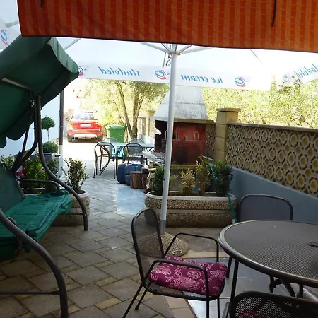 Apartment Puntamika *