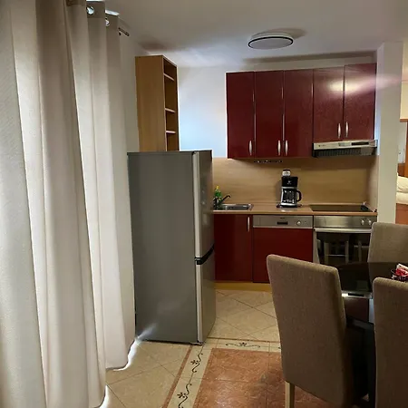 Apartment Puntamika *